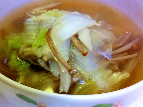 かきのき茸と舞茸の白菜スープ
